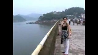【三十路】中年おっさんと一般人BBAの3P野外青姦エッチモザイクなし無修正アダルト動画